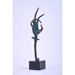 Blagoslovire II -sculptură în bronz, artist Liviu Bumbu