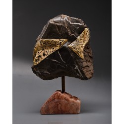 Ochii din piatră - sculptură în piatră,bronz, artist Liviu Bumbu